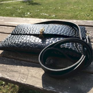 Pochette Donna in pelle di OM Collection by Andrea Masotti fatta a mano
